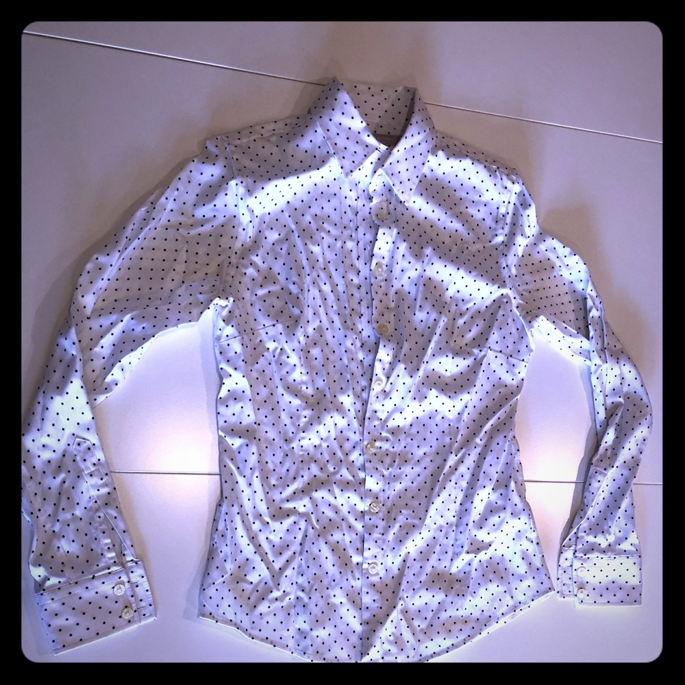 Long-sleeve button-down